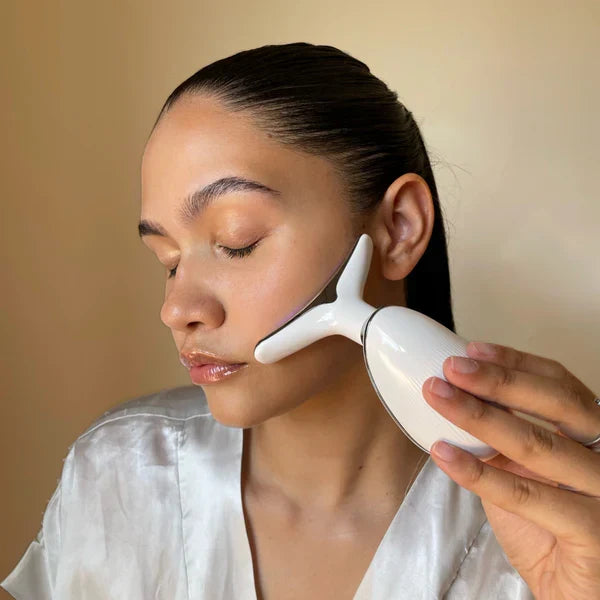 GlowLift™ Face Lifter with Revolutionary Skin Tightening Technology