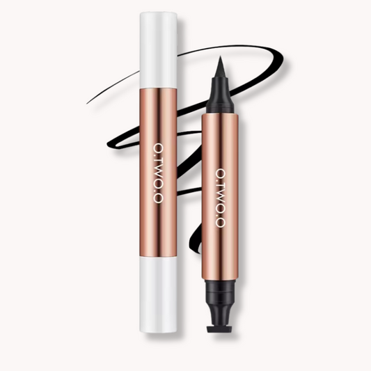 Cleopatra O.TWO.O dual-action eyeliner stamp in rose gold with fine tip brush for cat-eye wing looks.